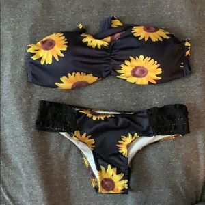 SUNFLOWER BIKINI SET